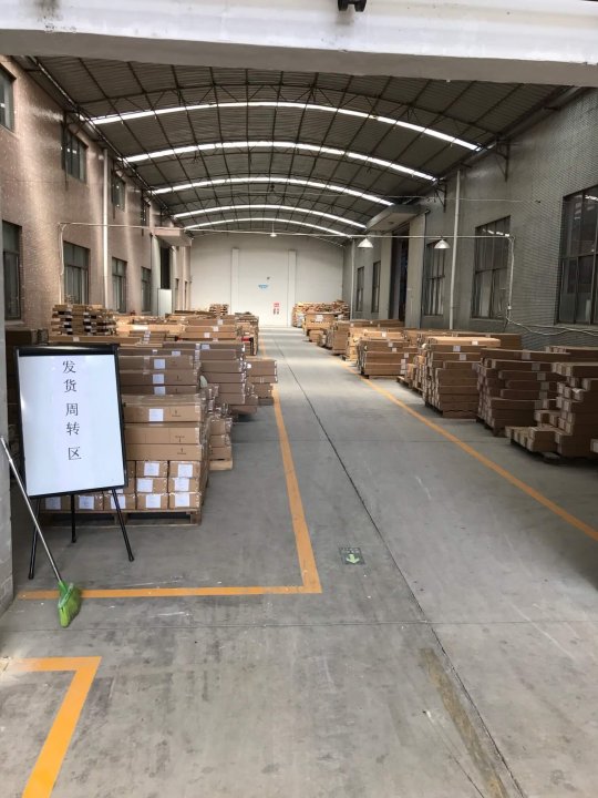 Pre-Loading Warehouse